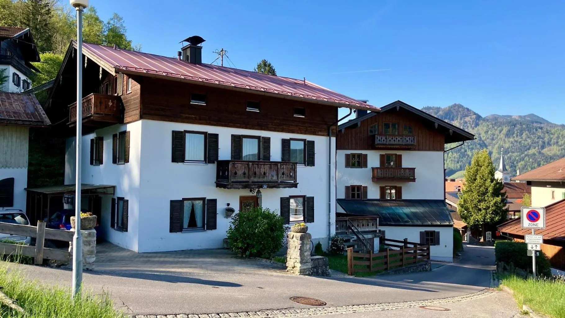 Koelbl Apartments - Ferienwohnungen Am Tegernsee