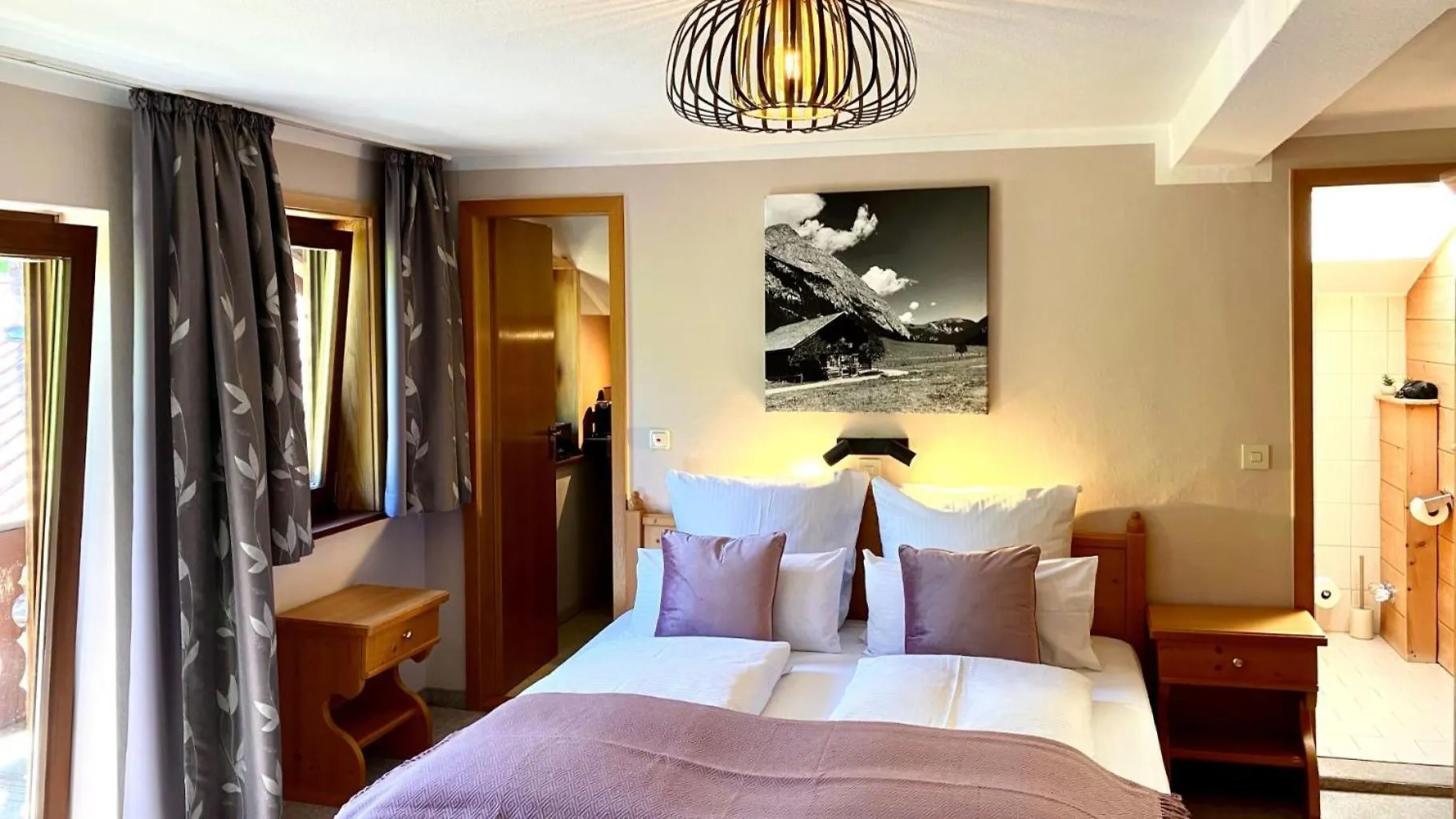Koelbl Apartments - Ferienwohnungen Am Tegernsee